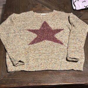 Cozy Casual Beige Sweater with Red Star